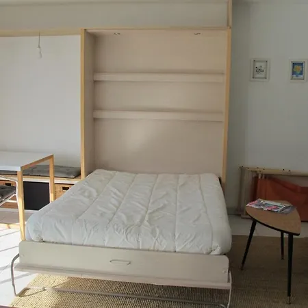 Superbe Studio Cabine Au Bord De La Plage Apartment